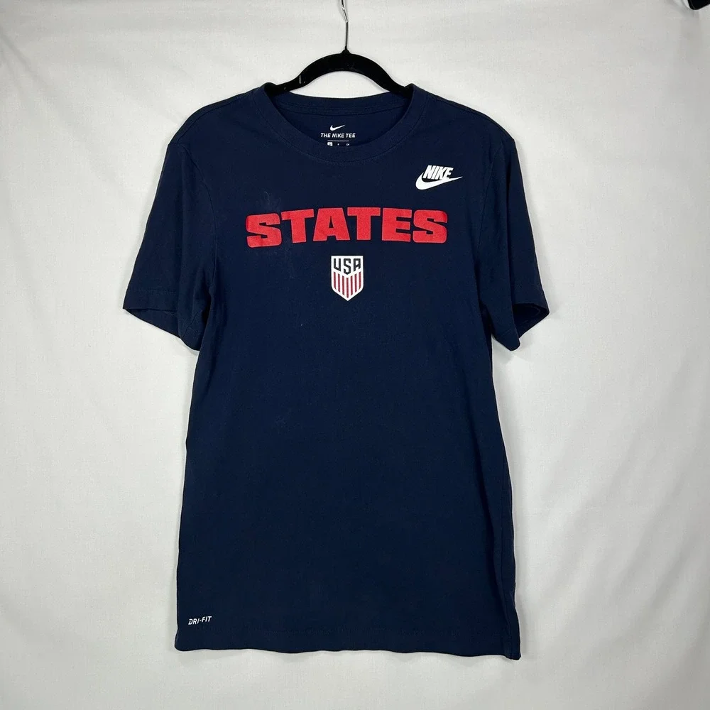 Nike US Soccer USA Crest Dri-FIT T-Shirt Navy Blue Graphic Tee – Small